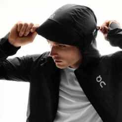 On Running On Weather Jacket Men's -Tennis Clothing and Gear Sales 055256 005 4