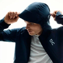 On Running On Weather Jacket Men's -Tennis Clothing and Gear Sales 055256 247 4