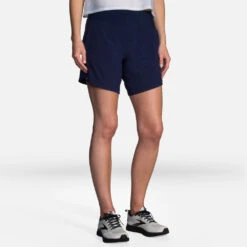 Brooks Chaser 7" Shorts Women's -Tennis Clothing and Gear Sales 056659 451 1