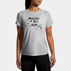 Brooks Distance Graphic Short Sleeve Spring 2022 Women's -Tennis Clothing and Gear Sales 057202 084 1