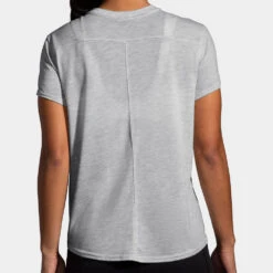 Brooks Distance Graphic Short Sleeve Spring 2022 Women's -Tennis Clothing and Gear Sales 057202 084 2