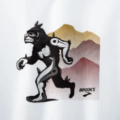 Brooks Distance Graphic Short Sleeve Spring 2022 Women's -Tennis Clothing and Gear Sales 057202 091 3