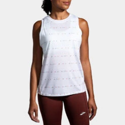 Brooks Distance Graphic Tank Spring 2022 Women's -Tennis Clothing and Gear Sales 057203 177 1