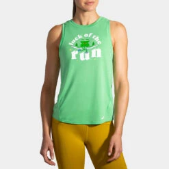 Brooks Distance Graphic Tank Spring 2022 Women's -Tennis Clothing and Gear Sales 057203 320 1
