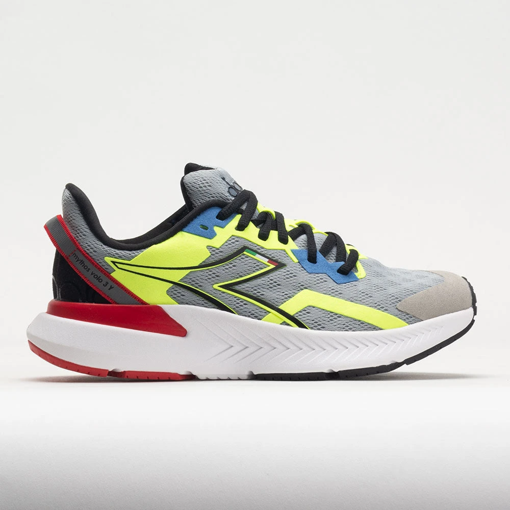 Diadora Mythos Volo 3 Junior Silver/Black/Yellow 1 Diadora Mythos Volo 3 Junior Silver/Black/Yellow