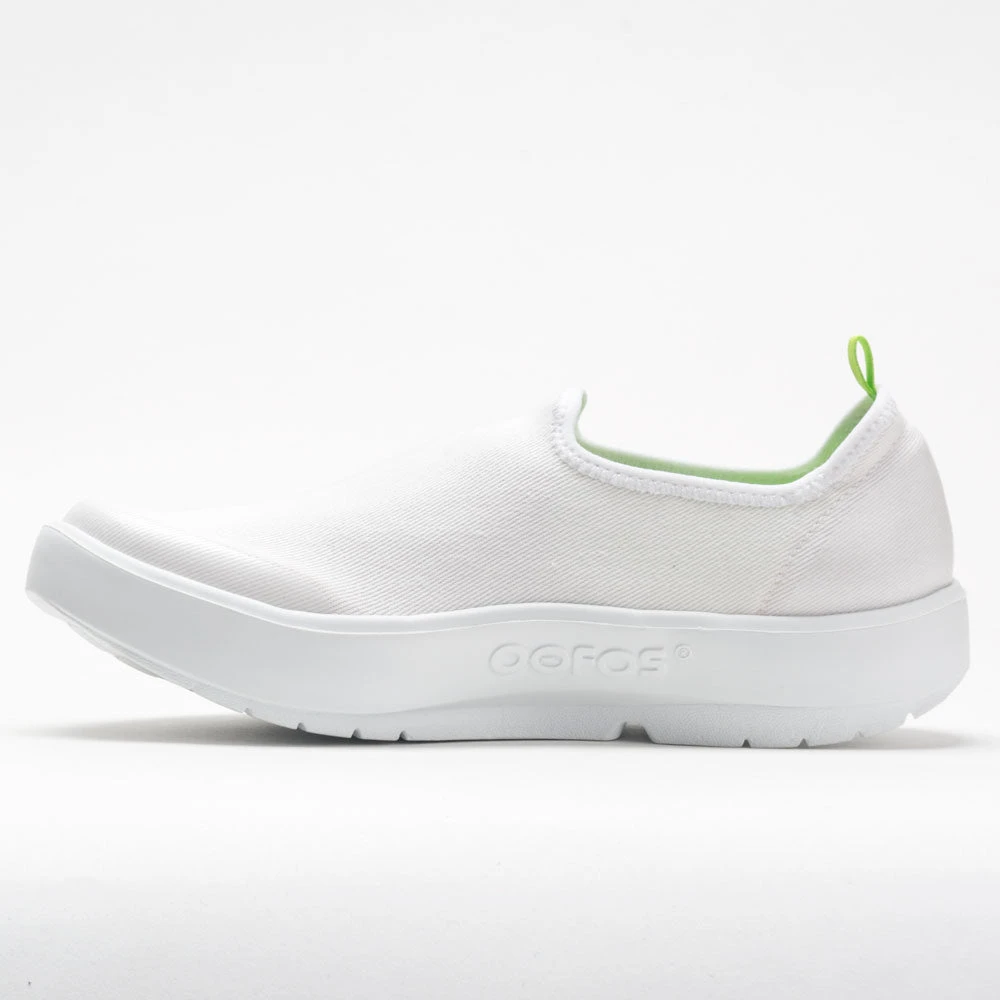 OOFOS OOmg EeZee Women's White/White 2 OOFOS OOmg EeZee Women's White/White - Image 2