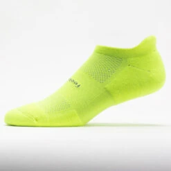 Feetures High Performance Cushion No Show Tab Socks -Tennis Clothing and Gear Sales 650476 495 1