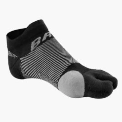 OS1st BR4 Bunion Relief Socks -Tennis Clothing and Gear Sales 651045 blk 3