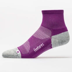 Feetures Elite Light Cushion Quarter Socks 12 Feetures Elite Light Cushion Quarter Socks -Tennis Clothing and Gear Sales 651082 167 1