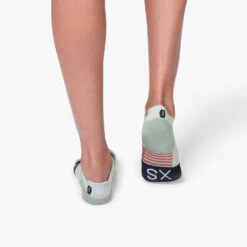 On Running On Low Socks Women's -Tennis Clothing and Gear Sales 651104 062 2